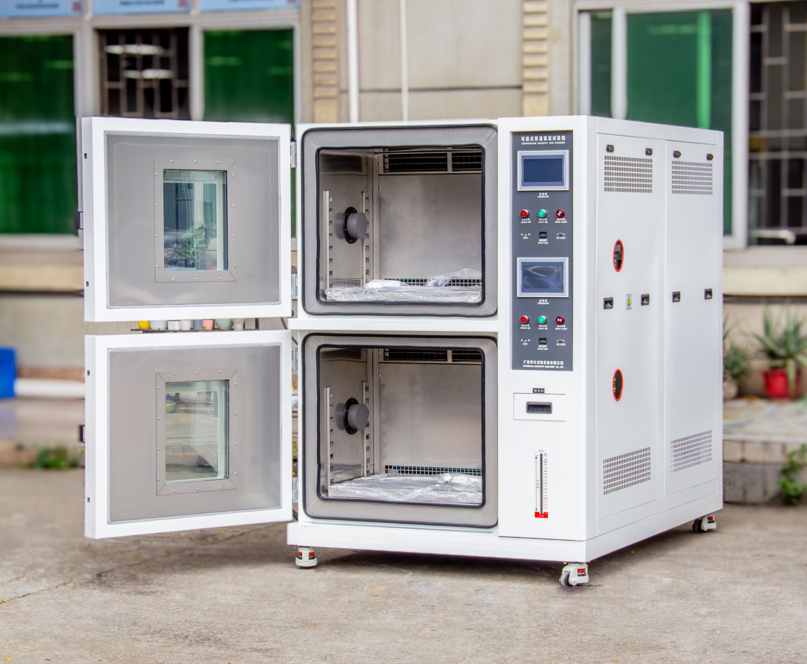 1764211939448009.jpg 兩箱式恒溫恒濕.jpg