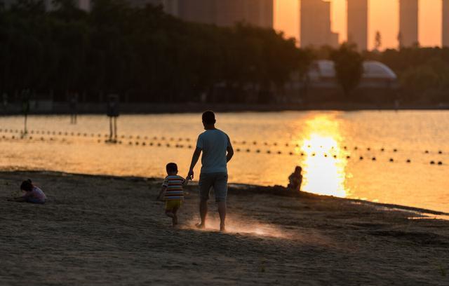 親子鑒定揭開假象：養了16年的兒子不是我親生的??？